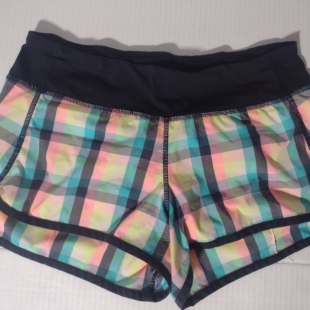 Women’s Lululemon Speed Up Lined Shorts Size 4 Multicolored 3 in inseam